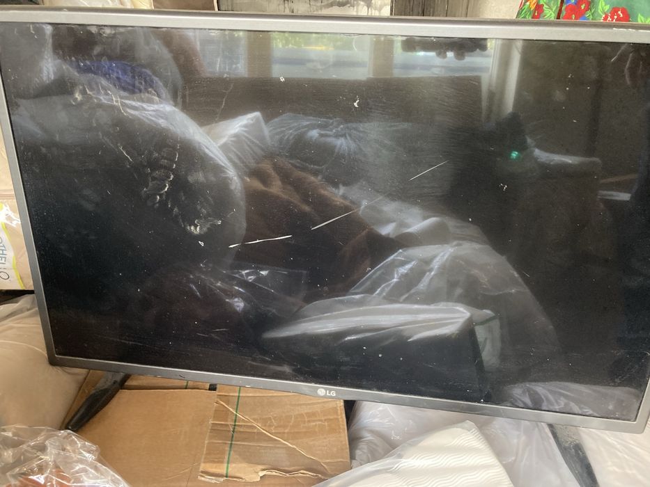 Продам телевизор LG
