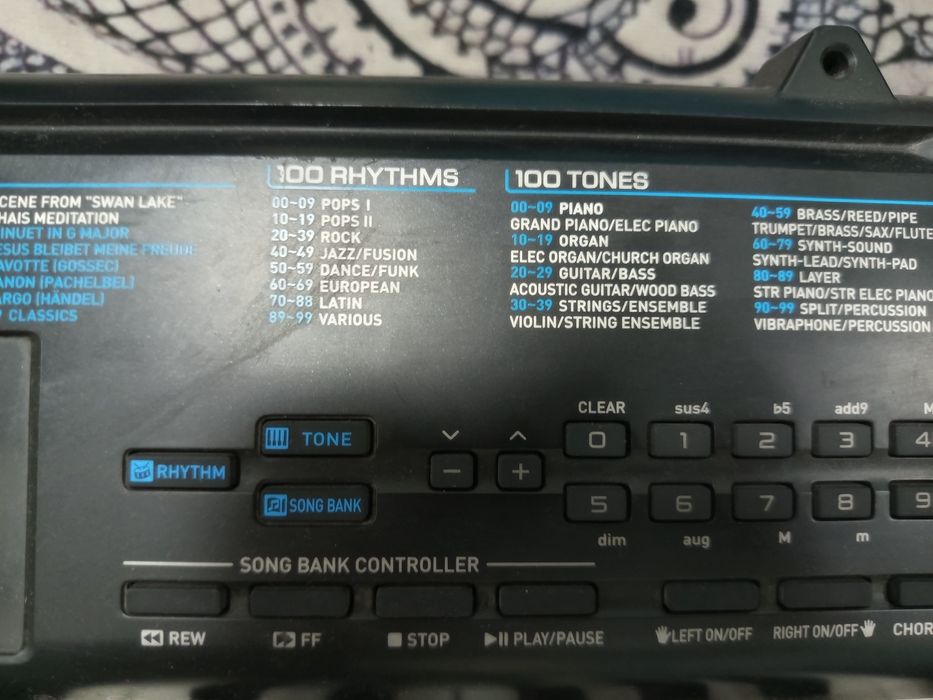 продам синтезатор casio-1200