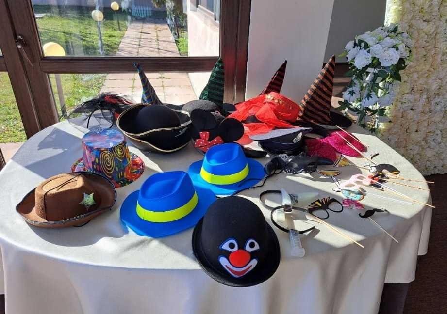 Cabina FOTO - echipata, mai putin aparatul foto.