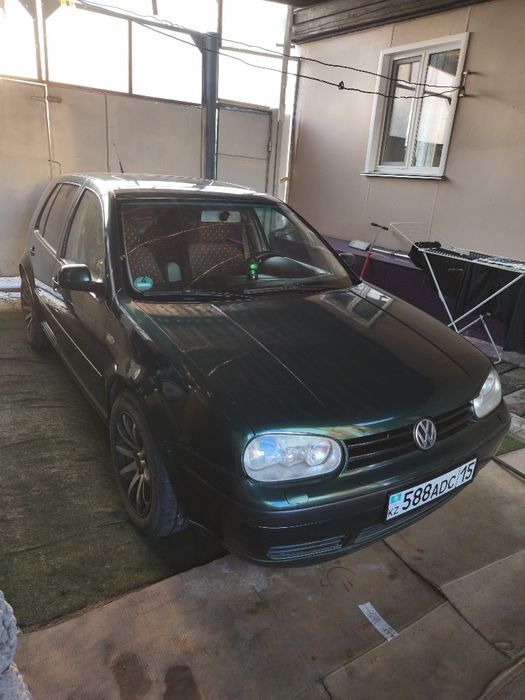 Продам машину Гольф 4