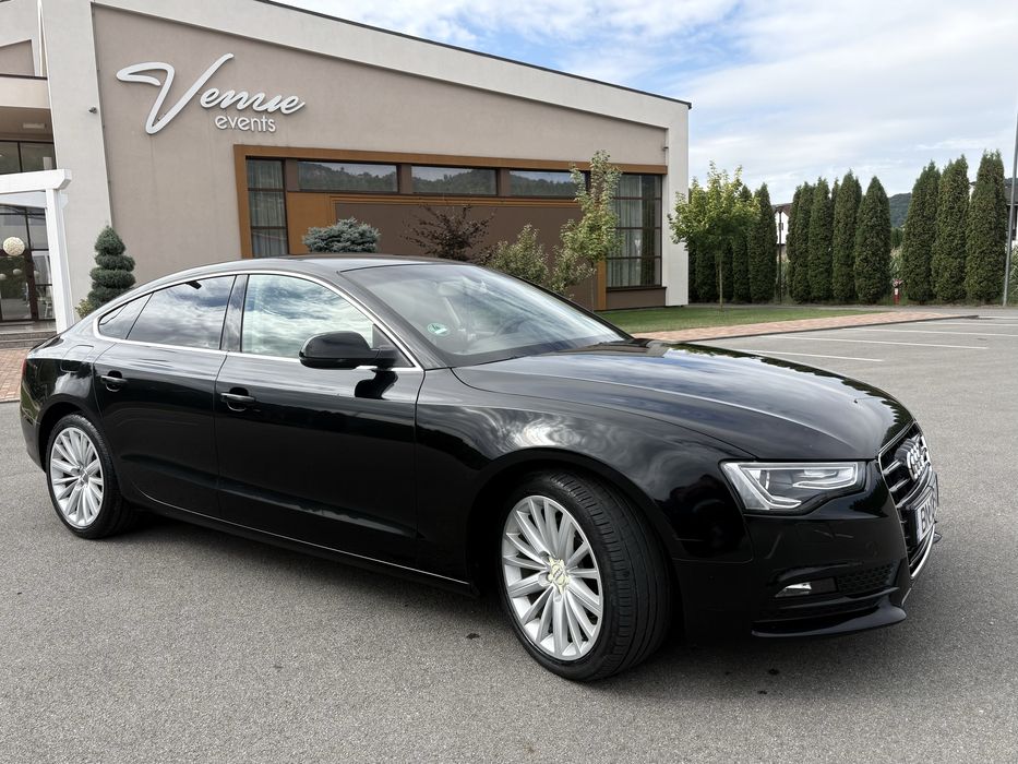 Vand Audi A5  stare foarte buna