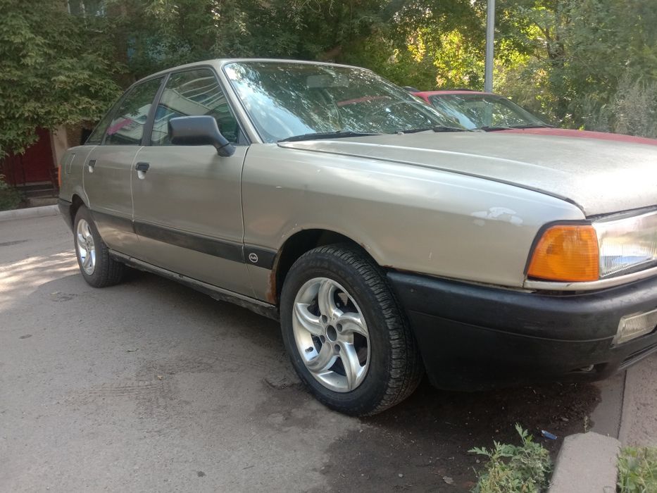Продам Ауди 80 Б3 на ходу