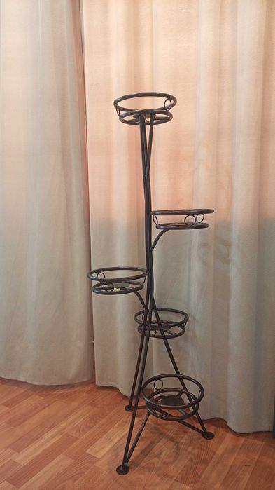 Подставка для цветов