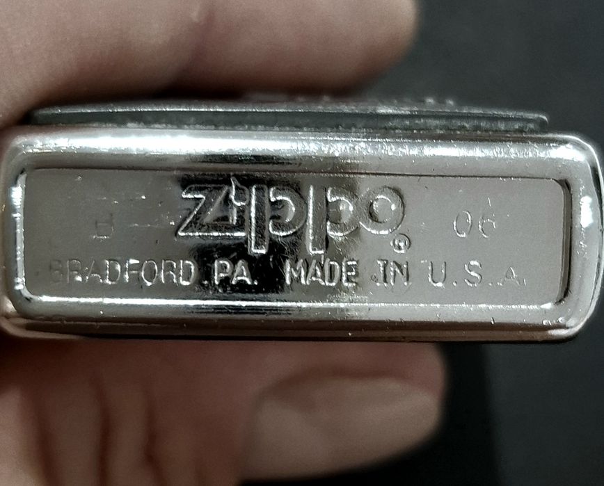 Рядък модел оригинална ZIPPO бензинова запалка