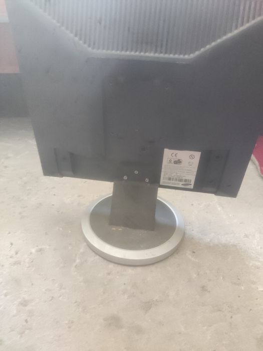 Монитор (не работает)