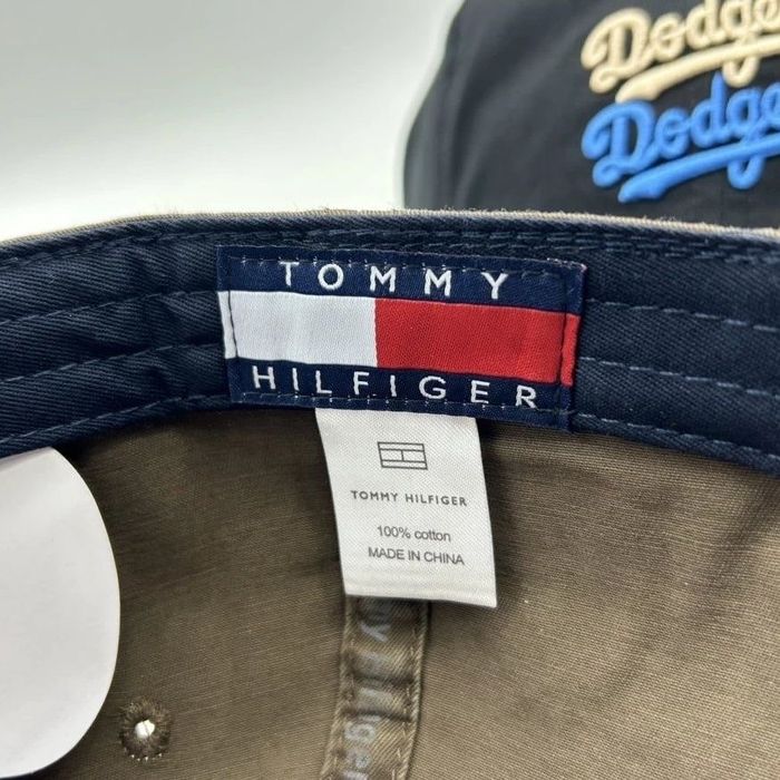 Бейсболка Tommy Hilfiger