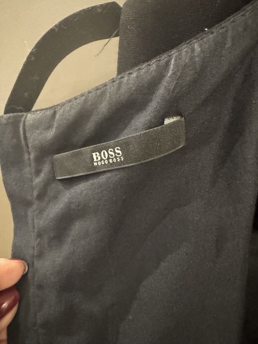 Рокля естествена кожа Boss р-р 36