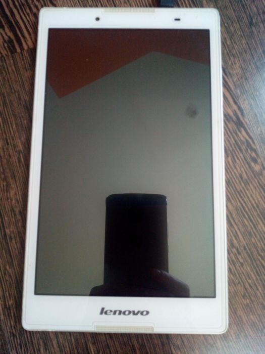 Калъф за таблет и таблет LENOVO TAB 2 A8-50