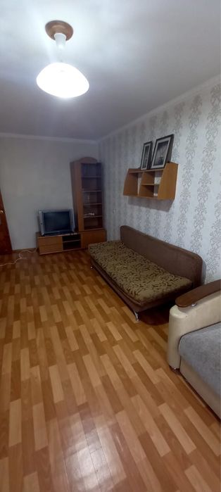 Продам 2 к кв., в 5 мкр.