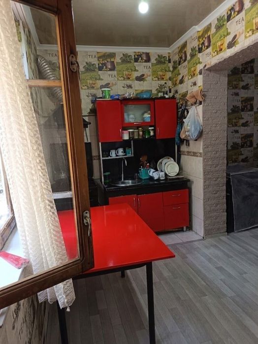 Продаётся своя квартира