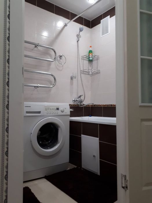 Сдам 2комнатную  в центре