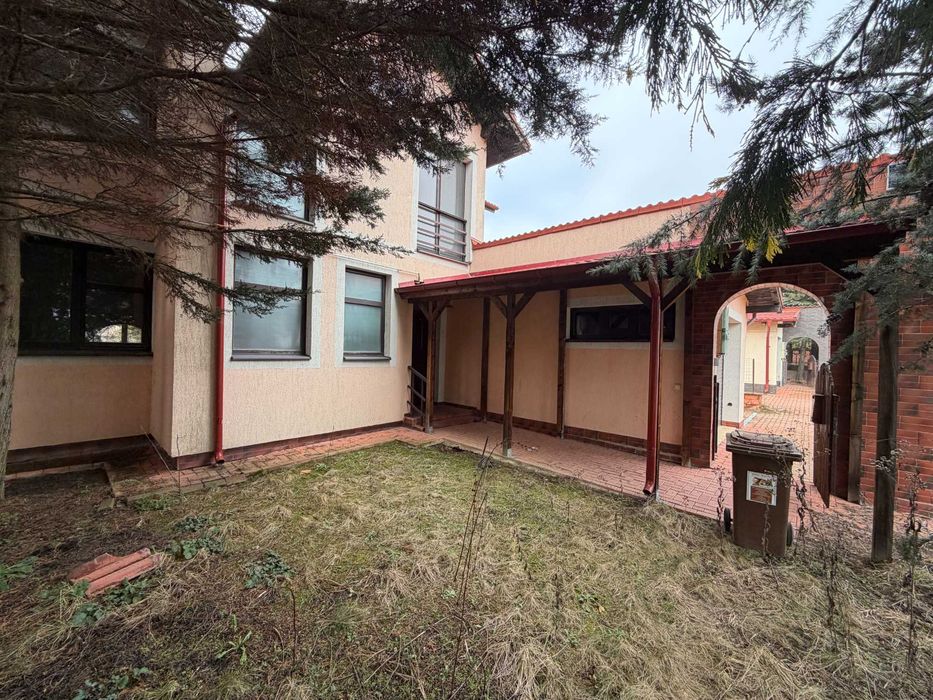 Casa de Vanzare 3 dormitoare Stefanesti Cartier Bratieni