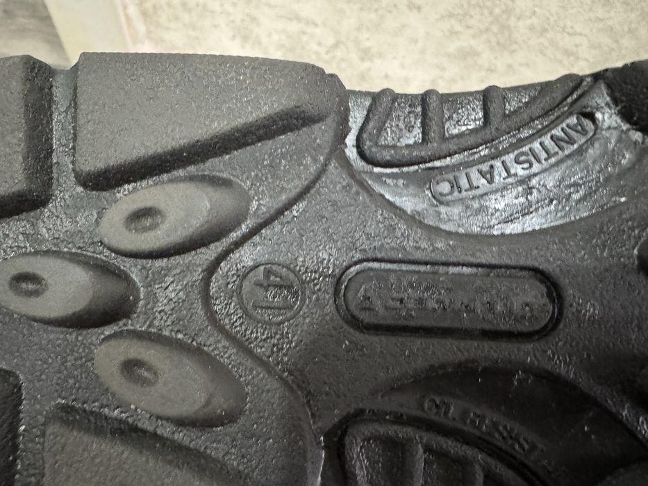 Рабочие ботинки