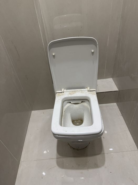 Продам унитаз! 10000