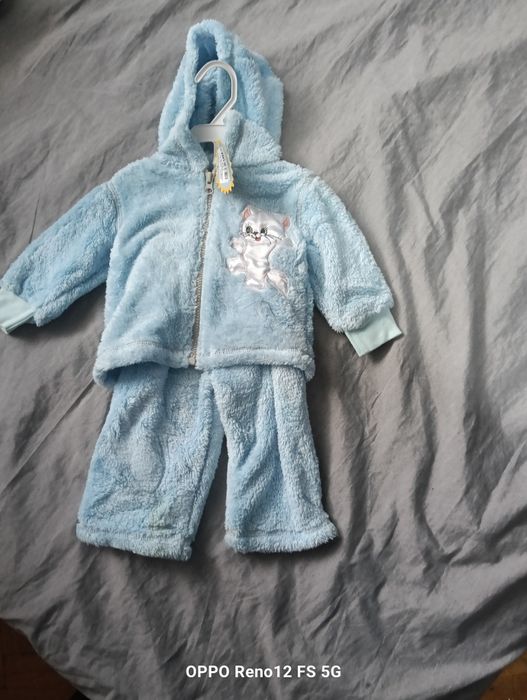 Salopeta de bebe din doua piese