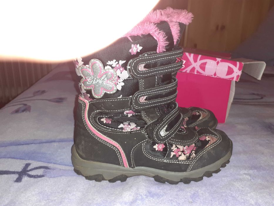 Детски ботушки за момиче