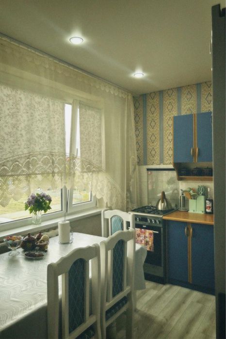 Продам квартиру 3-х ком 10-12