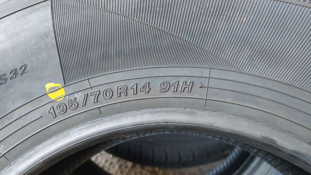 Нови гуми 195/70/14 Yokohama BluEarth 4 броя