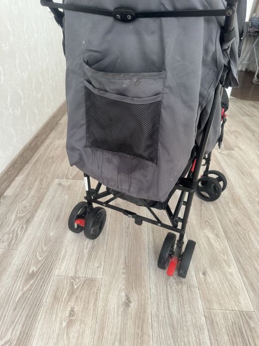 Прогулочная коляска фирмы Tomix