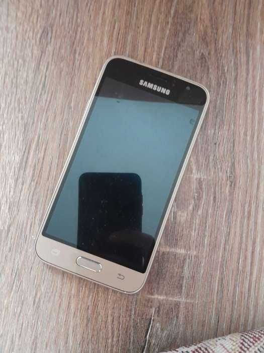 Samsung galaxy j1