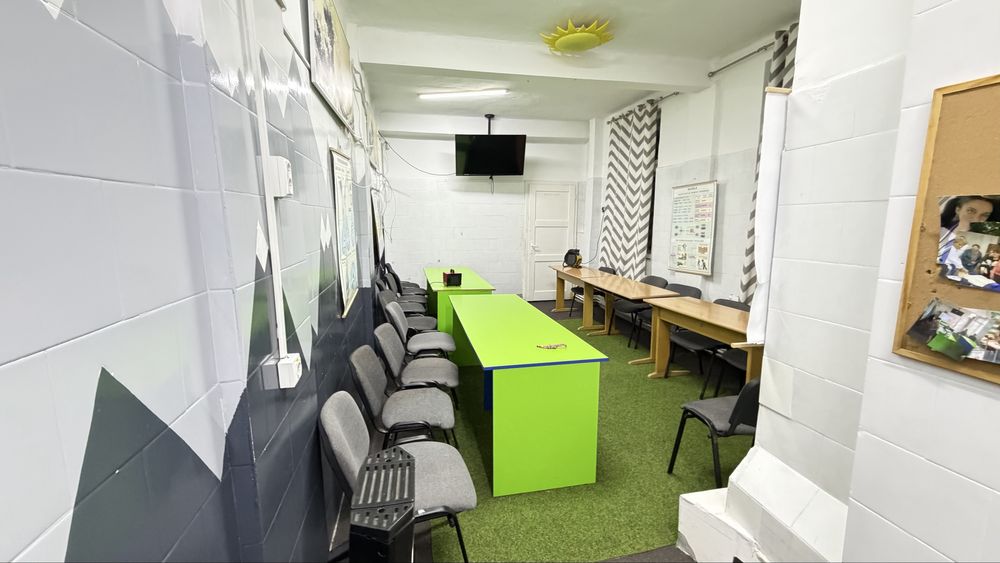 Inchiriez spatiu langa Gara cu parcare! NU E FIRMA de imobiliare!