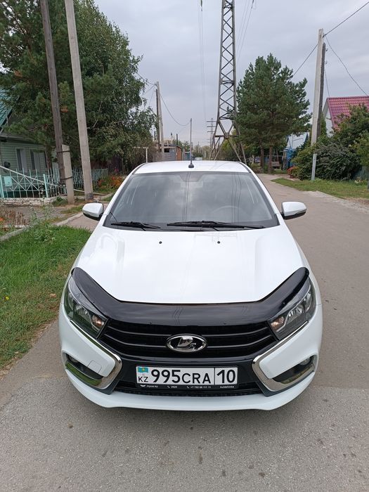 Срочно Продам Ладу Весту.