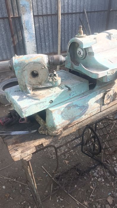 Станок токарный 1