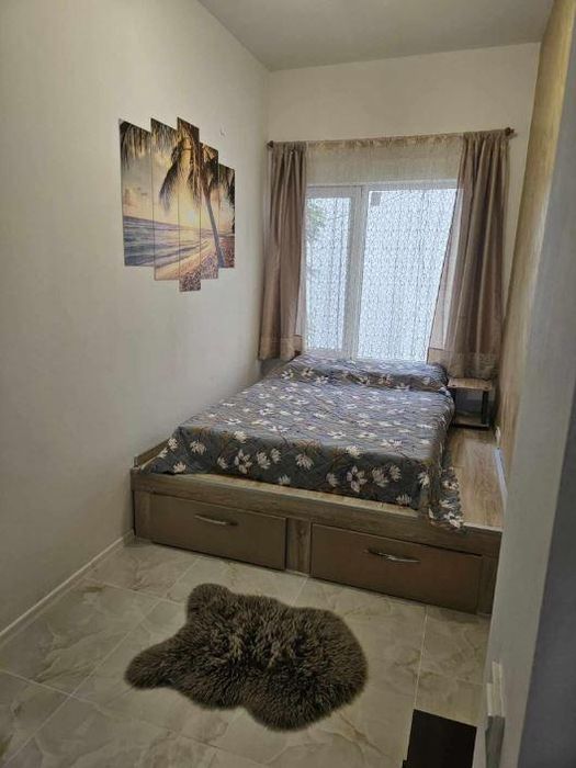 Дава се под наем Двустаен апартамент в Варна, Център - 40 кв.м за 460 € - Снимка #2