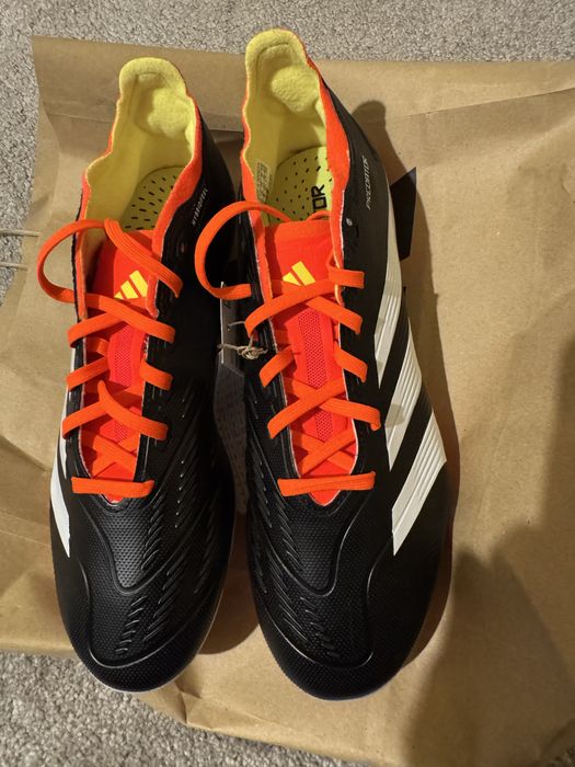 Бутонки Adidas Predator