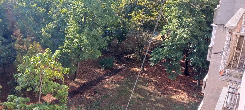 Отдавам под наем тристаен тухлен