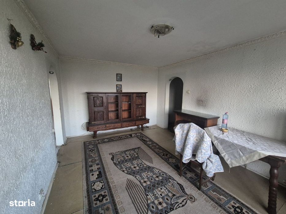 apartament 3 camere langa Metrou 1 Decembrie. Negociabil — fotografia 3