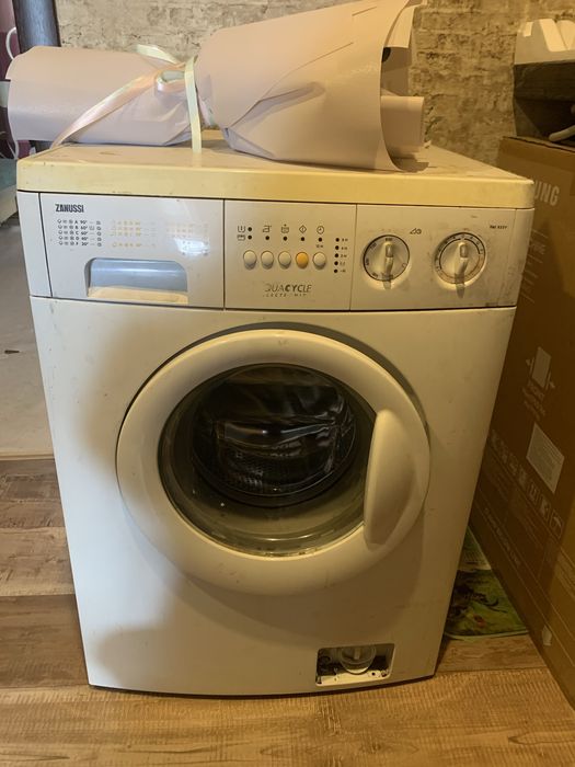 Стиральная машина Zanussi