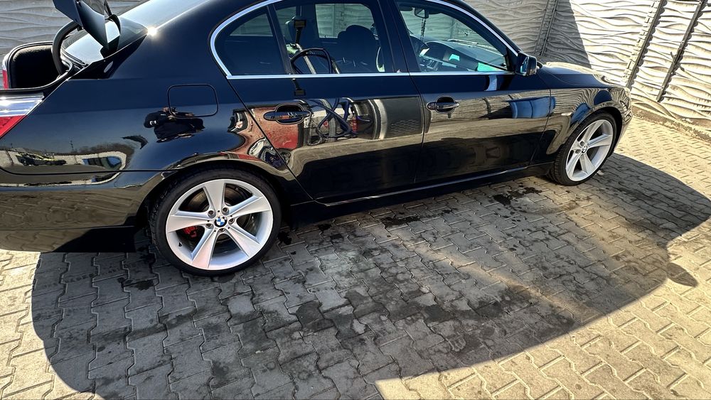 BMW 5 Series 2009 — imagine 2