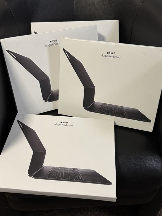 iPad Magic Keyboard Black QWERTZ / IPad Pro 13 inch / Noi - Sigilate |