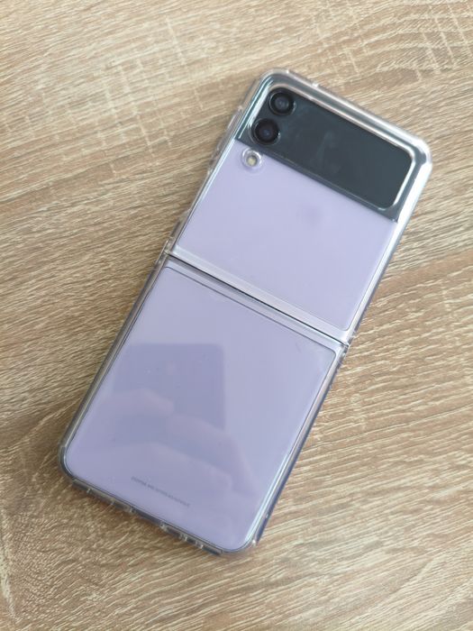 Продам Samsung Z Flip 3 5G Корейская версия. ОБМЕНА НЕТУ!