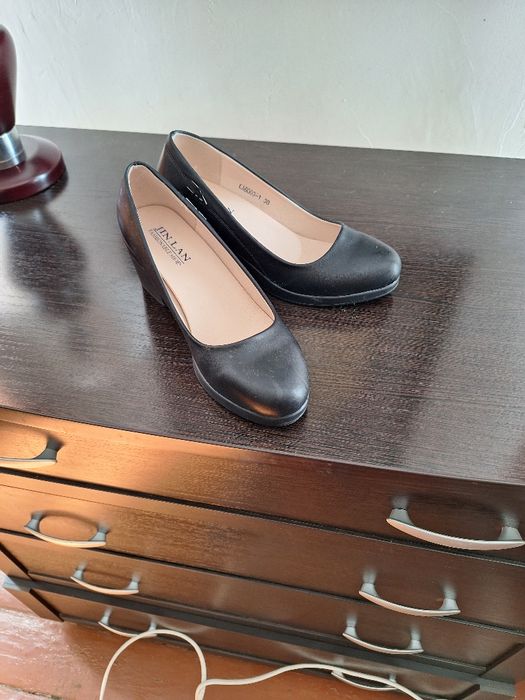 Продам Новые туфли