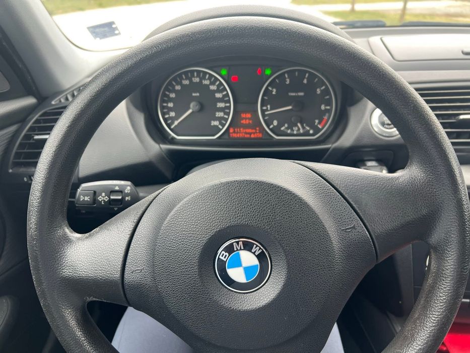 Продавам Кола BMW 116i