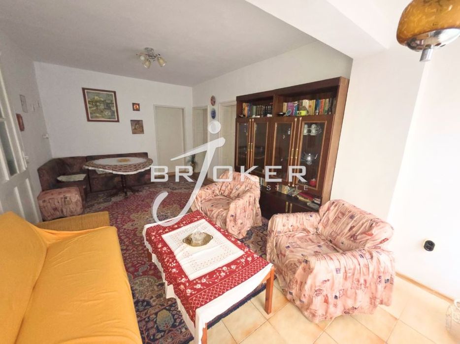 Продава се Къща в Кърджали, Байкал - 510 кв.м за 300 €/кв.м - Снимка #6