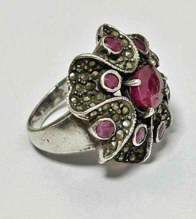 inel, cercei si medalion din argint cu rubine naturale fatetate