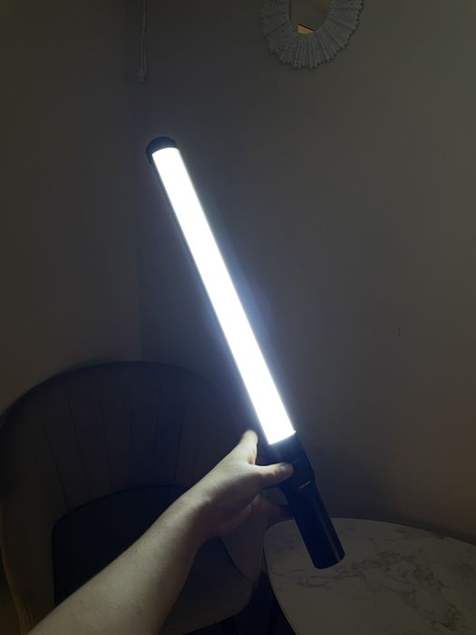Продам видеосвет и rgb палку