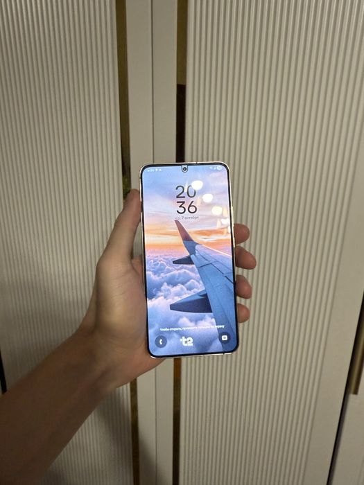 Samsung s22 plus + 128 gb сост: идеал
