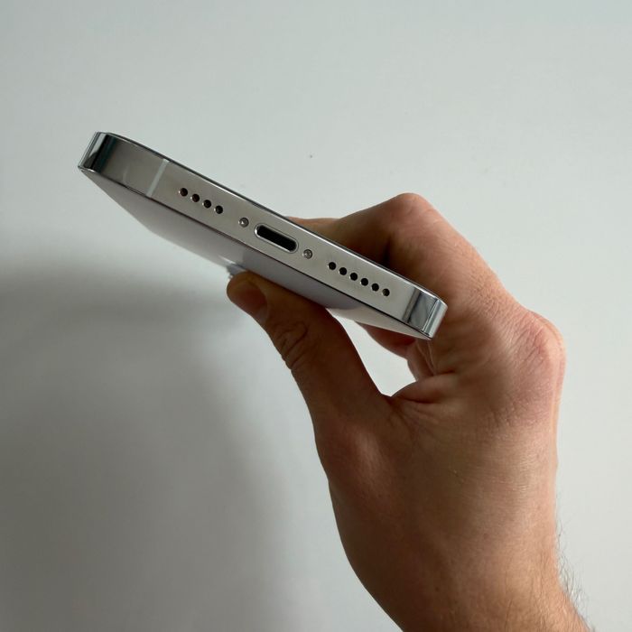 iPhone 14 Pro Max – 128GB, Silver – Нова батерия (100%) + калъфи