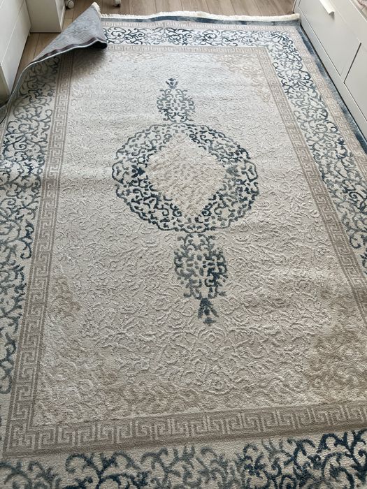 Продам Ковер б/у чистый