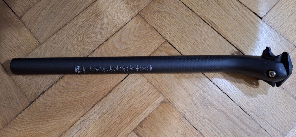 De vanzare tijã sa carbonlungume 40 cm. ,,no name,,