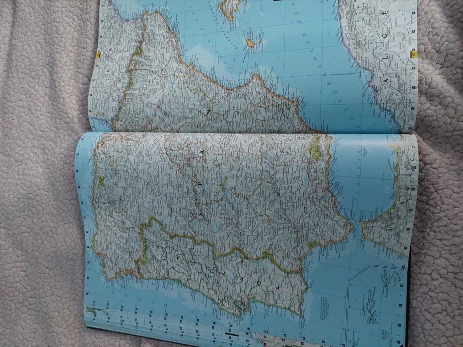 Atlas of the World,eighth edition,National Geographic !