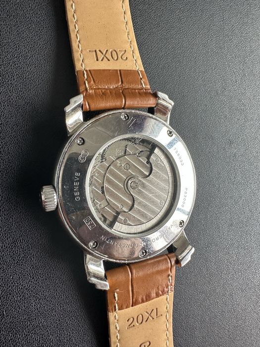 Наручные часы Vacheron Constantin.