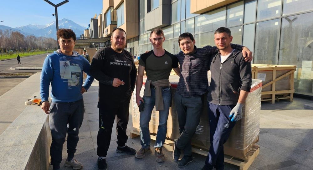 Услуги грузчиков. Медицинское, ресторанное , бытовое оборудование