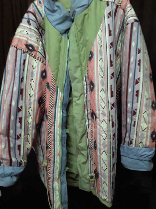 Продам зимнюю куртку