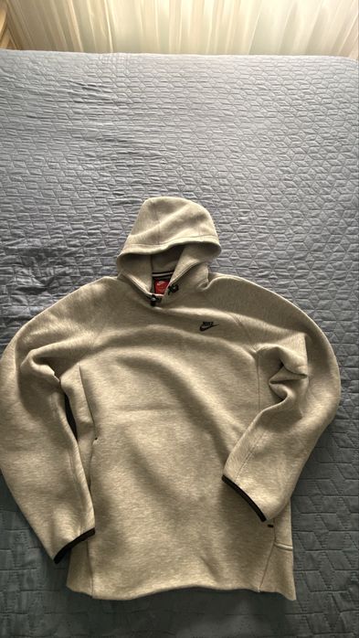 Nike tech fleece ХУДИ размер S