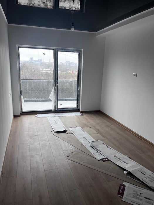 Vand casa in Navodari P+1 parte din duplex